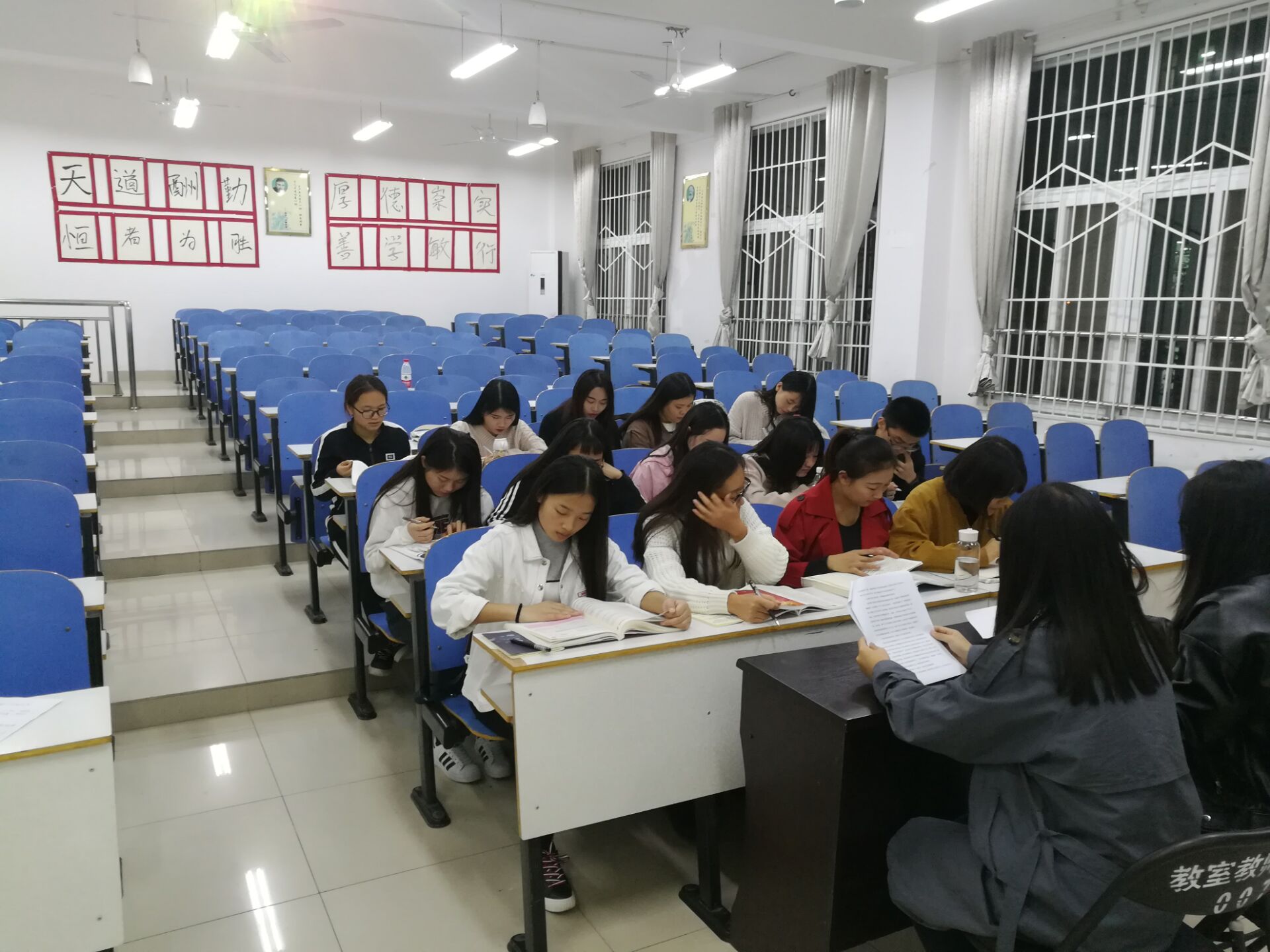 伟德源自英国始于19462.jpg